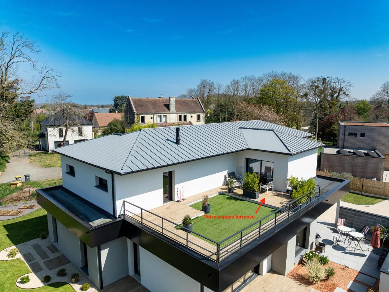 Appartements Guesthouse1 Et Guesthouse2 Sword Beach Colleville-Montgomery Экстерьер фото